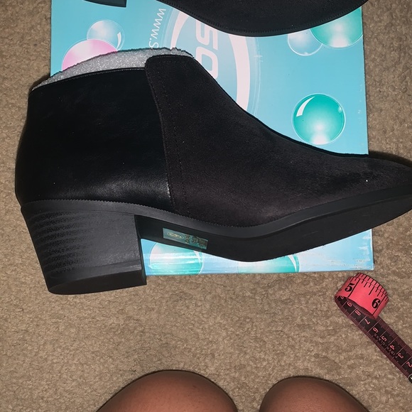 Soda Black two toned suede and leather ankle zip up boots - Picture 5 of 7